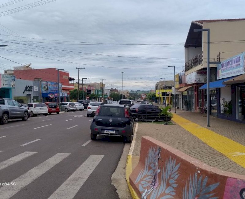Comércio de Ivinhema terá horário especial no sábado que antecede o Dia dos Pais
