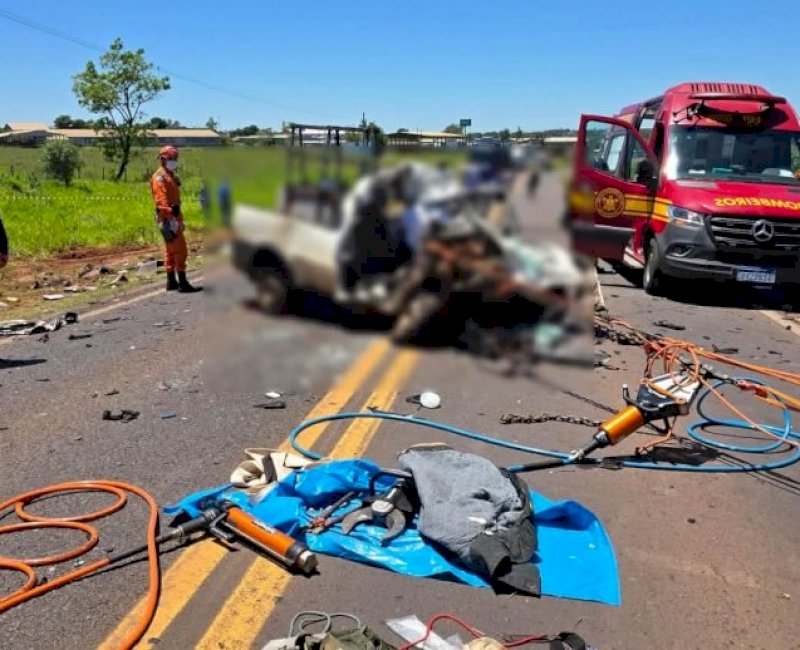 Tragédia na BR-163: Motorista morre e passageiro fica gravemente ferido em colisão com bitrem