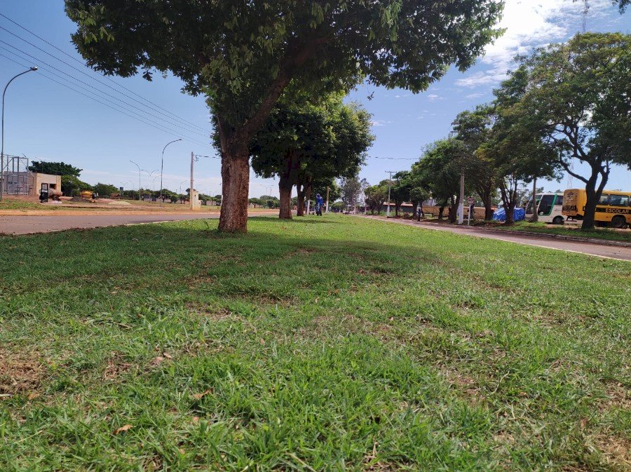 Angélica - Prefeitura não para mesmo com as fortes chuvas.