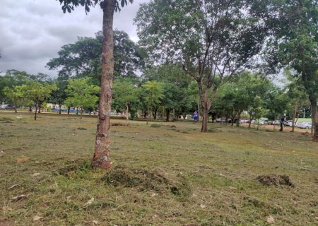 Angélica - Prefeitura não para mesmo com as fortes chuvas.