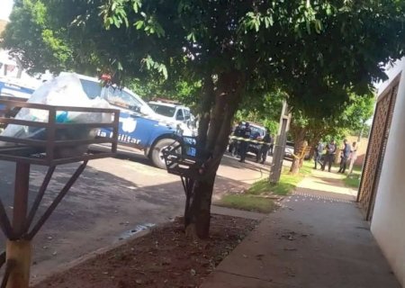 Homem armado com faca morre em confronto com a PM.