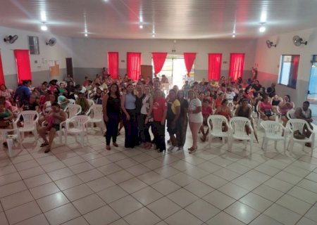 Angélica - Direito das mulheres é abordado em palestra.