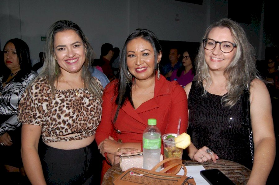 Angélica - Vejam as eleitas no Concurso para Rainha, Princesa e Madrinha do rodeio 2023.