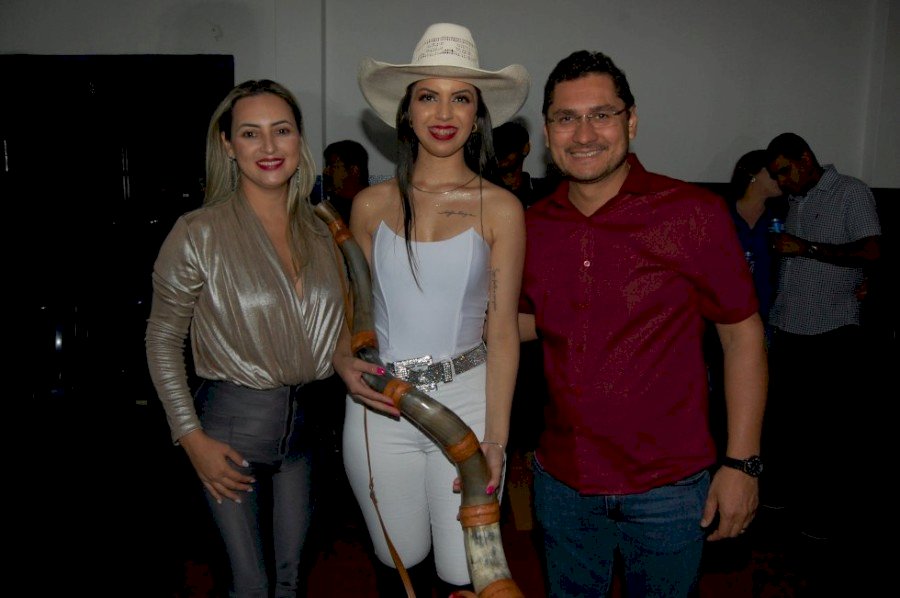 Angélica - Vejam as eleitas no Concurso para Rainha, Princesa e Madrinha do rodeio 2023.