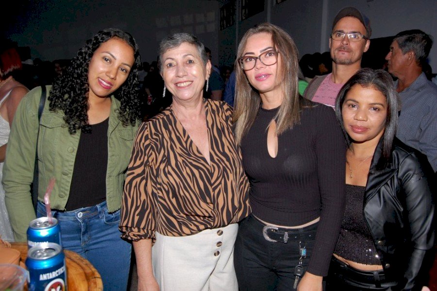 Angélica - Vejam as eleitas no Concurso para Rainha, Princesa e Madrinha do rodeio 2023.
