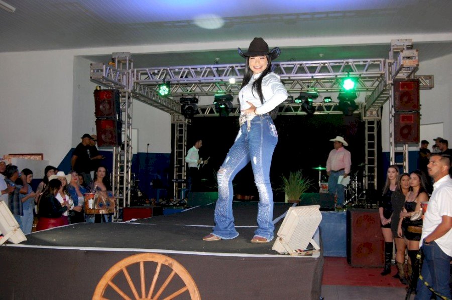 Angélica - Vejam as eleitas no Concurso para Rainha, Princesa e Madrinha do rodeio 2023.
