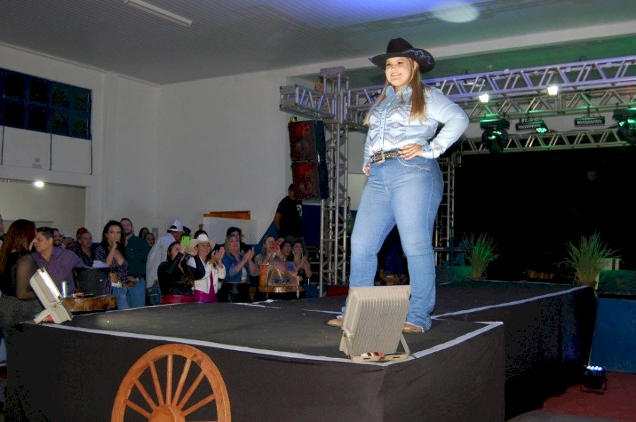Angélica - Vejam as eleitas no Concurso para Rainha, Princesa e Madrinha do rodeio 2023.