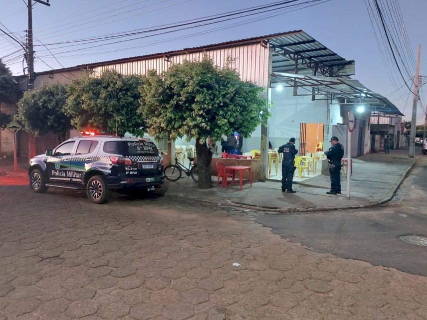 Nova Andradina - Em ação conjunta, PM e Conselho Tutelar deflagram operação de fiscalização em estabelecimentos que vendem bebidas alcoólicas.