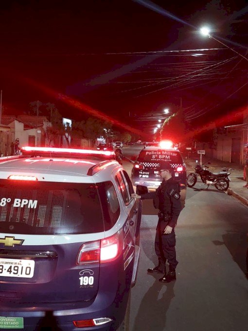 Nova Andradina - Em ação conjunta, PM e Conselho Tutelar deflagram operação de fiscalização em estabelecimentos que vendem bebidas alcoólicas.