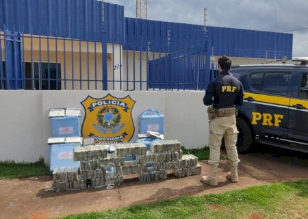 PRF apreende 484 Kg de cocaína em carga de carnes em Paranaíba