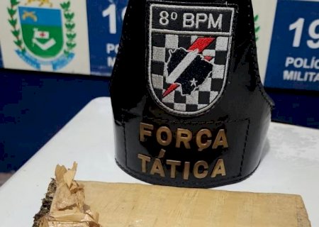 Polícia Militar prende homem por tráfico de drogas e recaptura dois foragidos da justiça em Nova Casa Verde
