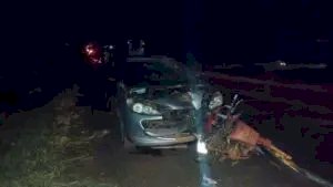Motociclista morre ao ser arrastado por 1 km e motorista foge a pé na BR-262