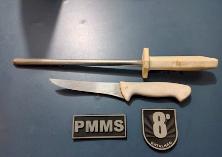 Polícia Militar prende homem após invadir residência da ex-mulher e tentar golpeá-la com faca em Nova Andradina