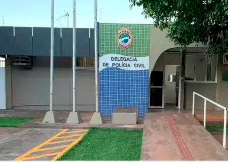 Mulher é presa ao invadir comércio e fazer filha do dono refém.