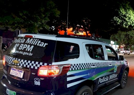 Polícia Militar conduz homem para a delegacia por violência doméstica em Nova Andradina