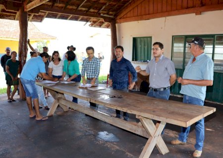 Município realiza cadastro de assentados para reforma de residências rurais.