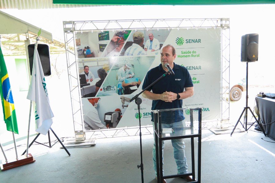 Em Figueirão, presidente Marcelo Bertoni participa do programa Saúde do Homem e da Mulher Rural