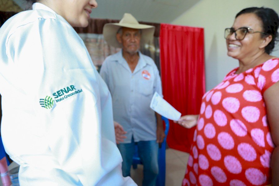 Em Figueirão, presidente Marcelo Bertoni participa do programa Saúde do Homem e da Mulher Rural