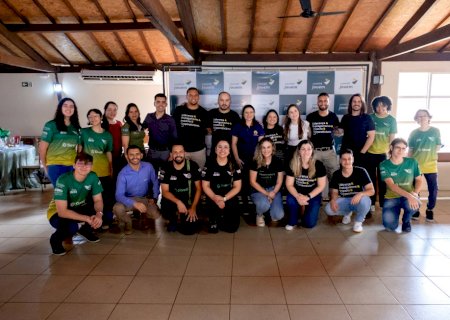 Sicredi Centro-Sul MS/BA encerra atividades do ano com os membros do Comitê Jovem