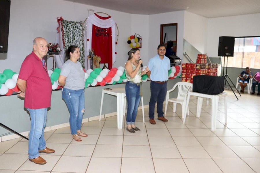 Angélica - Com Panetones e brindes, CCI encerra as atividades de 2023