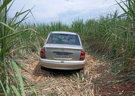 Mulher é encontrada morta dentro de carro na MS-473, nas proximidades do lixão de Nova Andradina