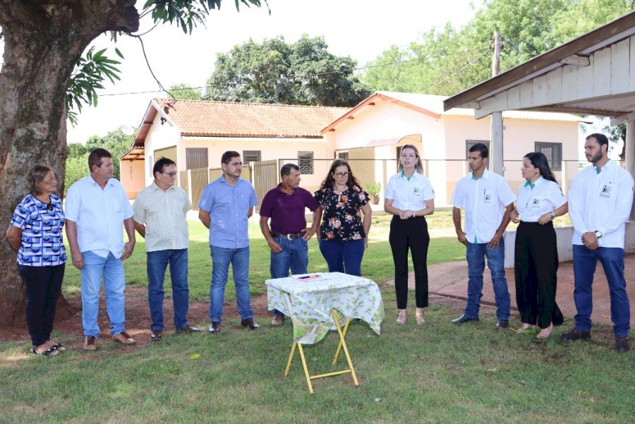 Prefeito Edinho Cassuci participa de inauguração da Indústria do mel