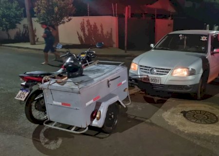 Nova Andradina - Acidente entre carro e moto deixa uma vitima ferida