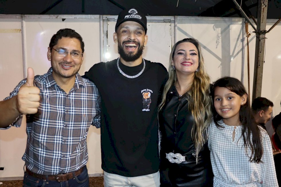 Angélica - As duas primeiras noites foi um sucesso, neste sábado fecha com chave de ouro a 42.º Festa do Peão