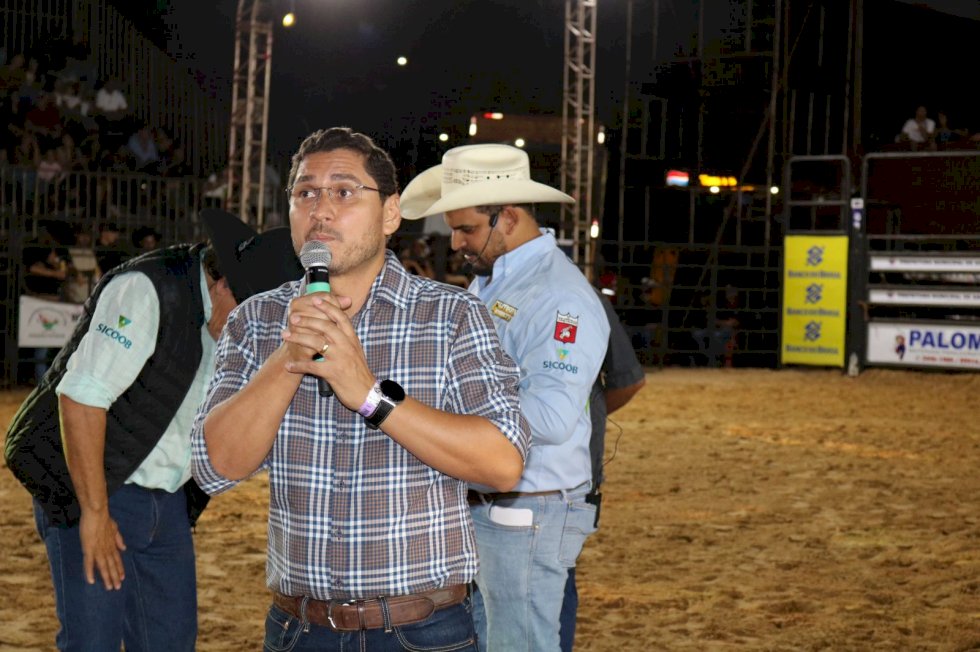 Angélica - As duas primeiras noites foi um sucesso, neste sábado fecha com chave de ouro a 42.º Festa do Peão