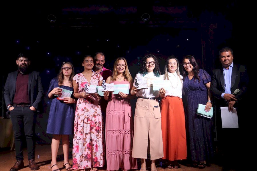 4º Fest Gospel Aquece Angélica com grandes talentos