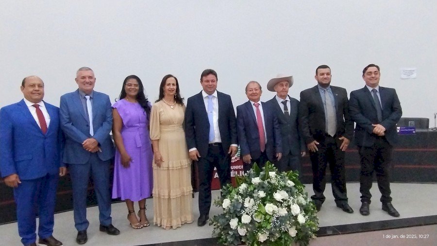 Angélica - Prefeito, vice-prefeito, vereadores(as) são empossados e mesa diretora eleita