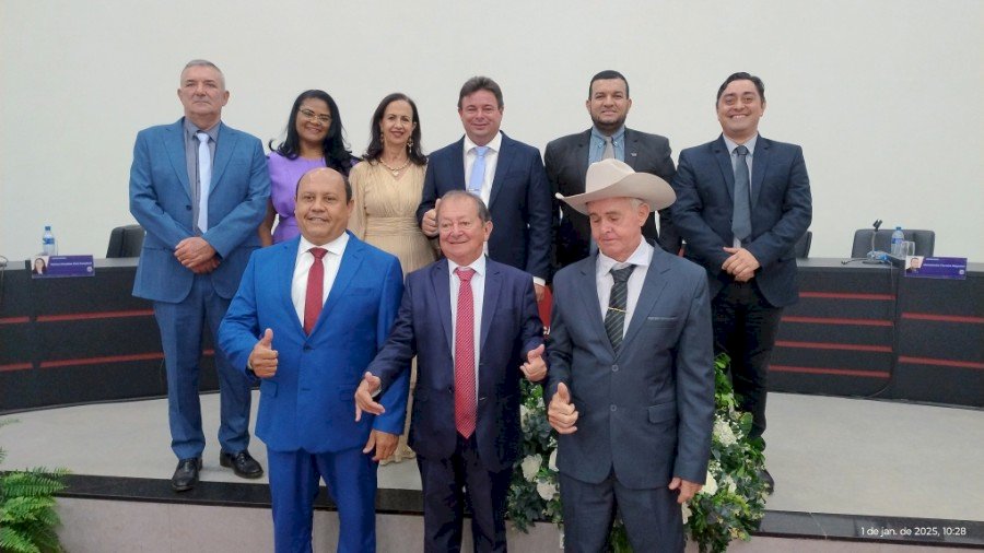 Angélica - Prefeito, vice-prefeito, vereadores(as) são empossados e mesa diretora eleita