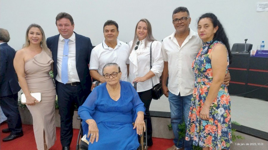 Angélica - Prefeito, vice-prefeito, vereadores(as) são empossados e mesa diretora eleita