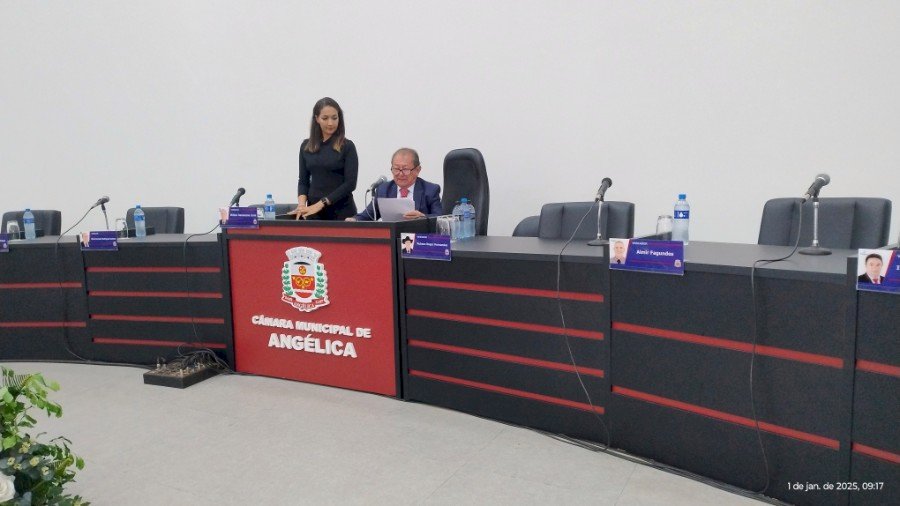 Angélica - Prefeito, vice-prefeito, vereadores(as) são empossados e mesa diretora eleita