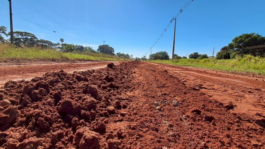 Angélica - Prefeitura municipal intensifica recuperação das estradas rurais