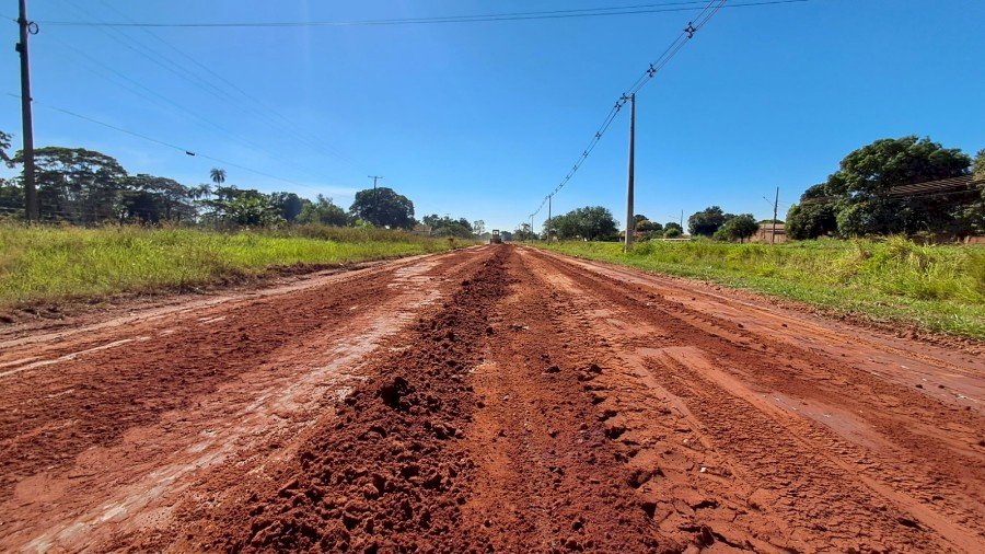 Angélica - Prefeitura municipal intensifica recuperação das estradas rurais