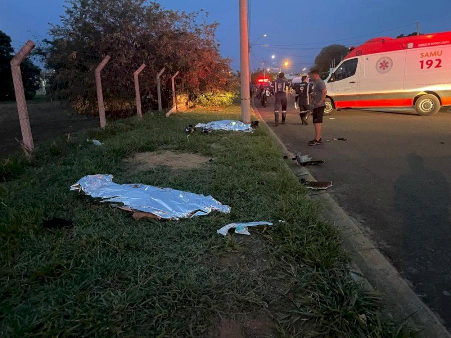 Tia e sobrinha perdem a vida em grave acidente entre moto e ônibus