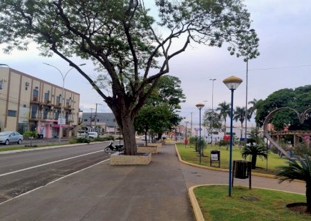 Ivinhema - Os comércios fecham as portas nos próximos feriados de final de ano