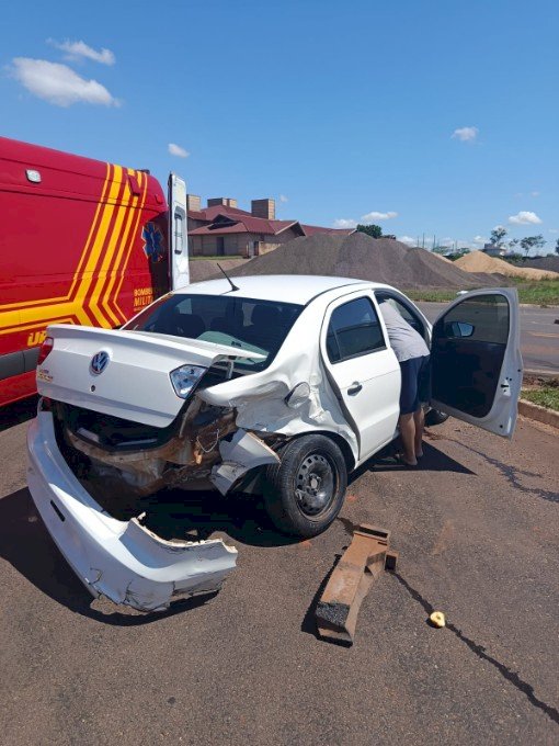 Ivinhema - Acidente entre dois veículos na BR -376 trevo Eco Parque