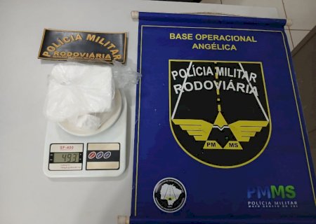 Angélica - Polícia Militar Rodoviária prende passageiro com quase meio kg de cocaína na MS -145