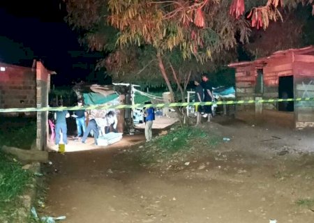 Jovem é assassinado com golpe de faca no pescoço