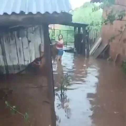 Temporal provoca alagamentos, danos e transtornos em diversos pontos de Caarapó