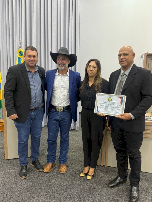 Câmara Municipal entrega Títulos de Cidadão Honorário de Ivinhema e moções de aplausos e reconhecimento