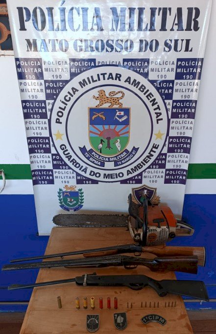 Em ação conjunta a PMA prendeu um homem e uma mulher por crimes ambientais e furto de madeira