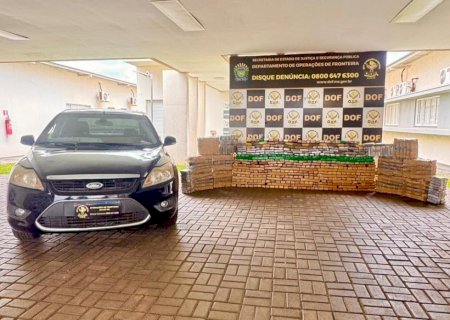 Foragido da Justiça é preso pelo DOF com carro roubado carregado com mais de 720 quilos de drogas