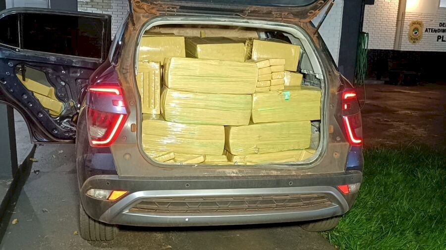 “Após perseguição e tiros, polícia apreende 1,2 tonelada de maconha e realiza prisão em Dourados”