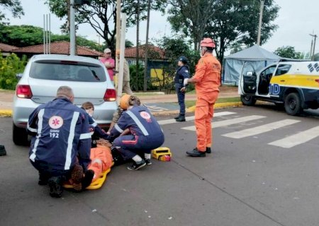 Motociclista fica em estado grave após colisão com carro