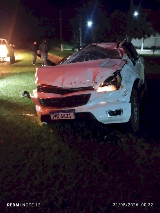 Ivinhema - Motorista fica ferido após capotamento na MS-141, em frente ao Elegance Eventos