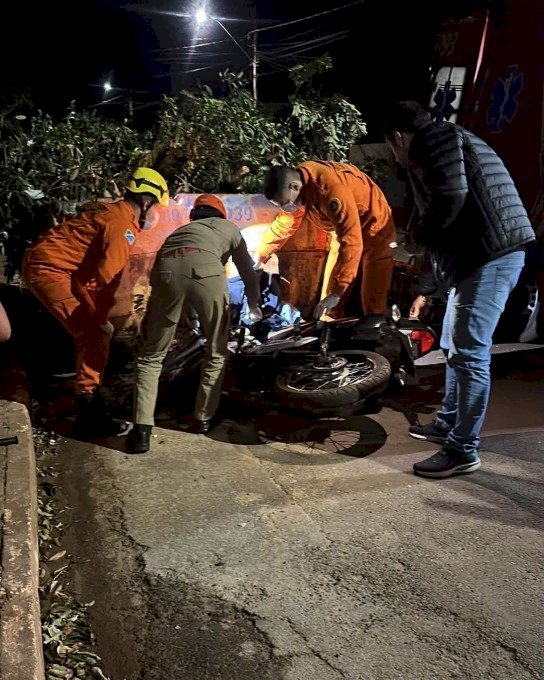 Rio Brilhante - Motociclista morreu após bater moto contra caçamba de entulhos