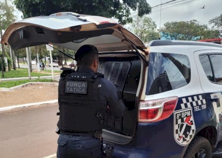 Três pessoas são presas por tráfico de drogas em operação da Polícia Militar